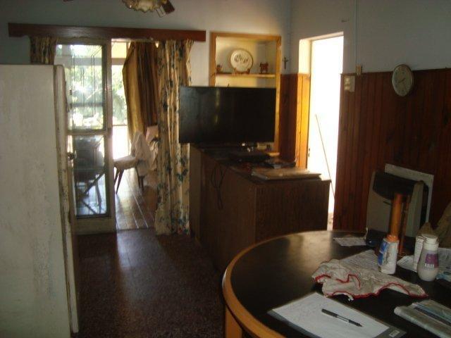 Venta de Casa en Temperley, 2 Dorm. y Garage 5