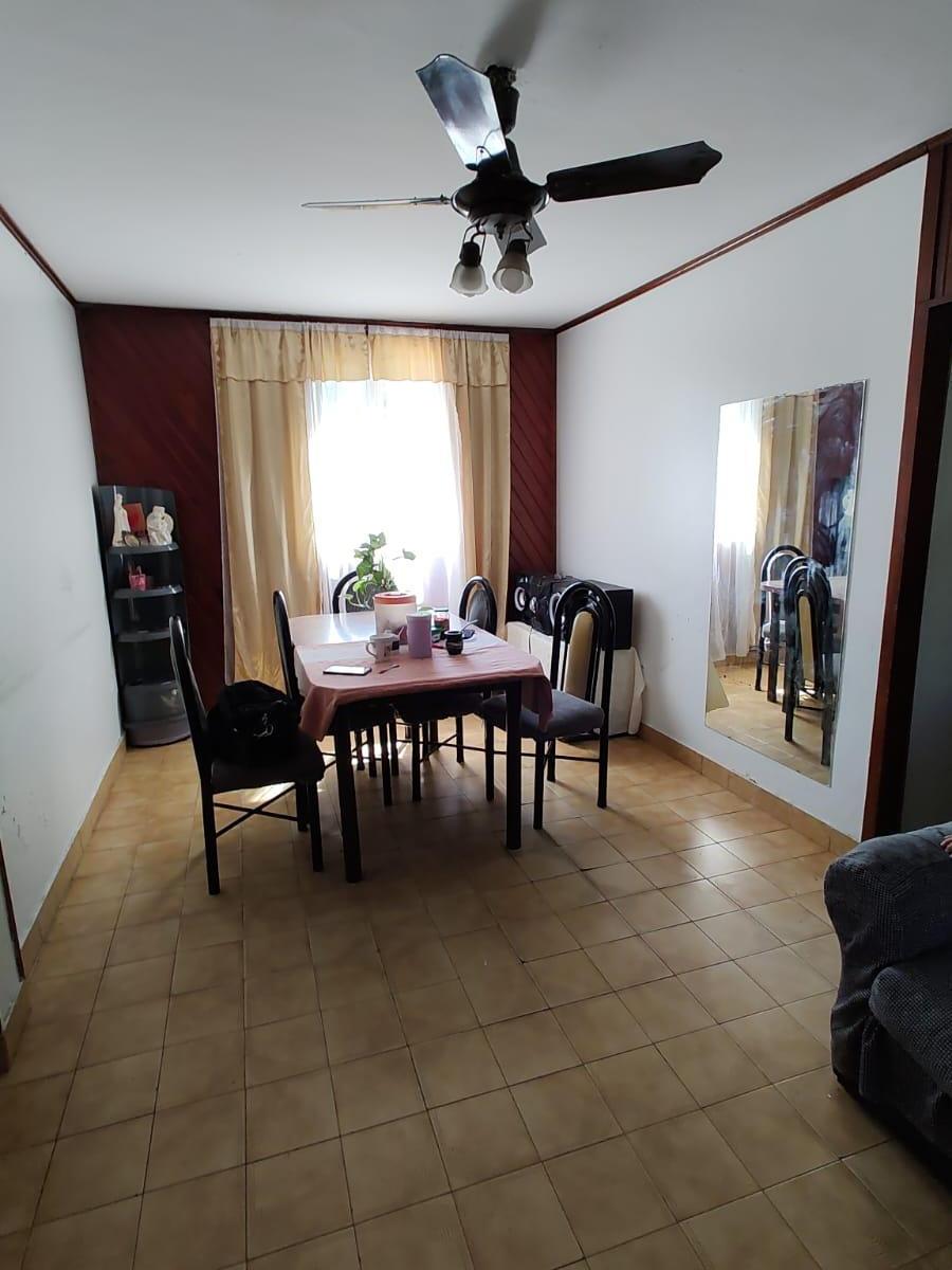 Venta de Departamento en Banfield: 3 Amb C/espacio de Cochera en Barrio 420 (Luz y Fuerza) 4