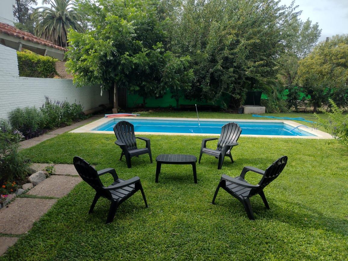 Foto de VENTA DE CASAQUINTA EN GLEW: CON PISCINA Y QUINCHO, 1724 M2, imagen 3