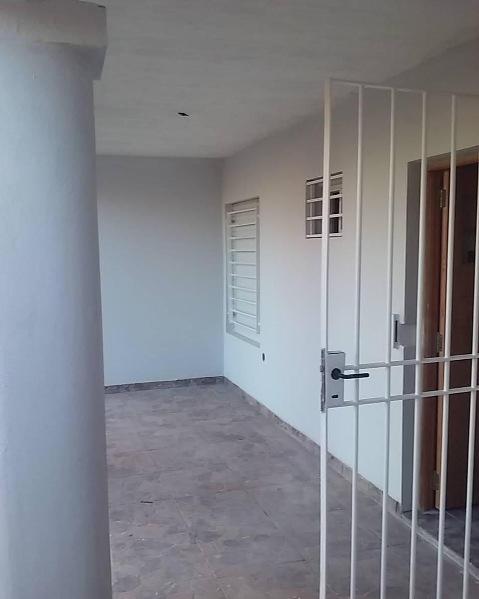 Venta de Casa en Salto, Provincia Bs As. Amplio Parque, Dormit, Living*oportunidad* 5