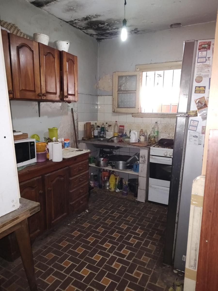 Venta de Departamentos en Avellaneda: 4 Unidades PH en Block, Oportunidad. 1