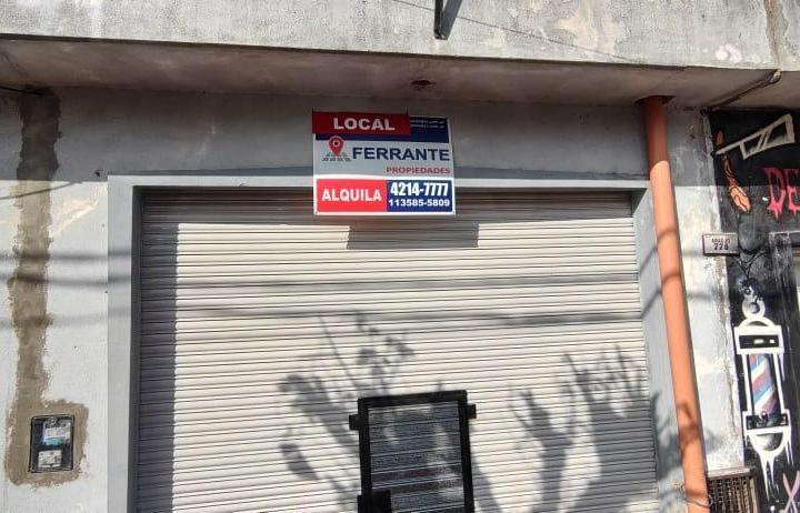 ALQUILER DE LOCAL EN BURZACO. Barrio Corimayo, Sobre calle Araujo 1