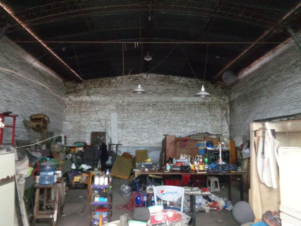 ALQUILER DE GALPON/ DEPOSITO EN ADROGUE, 130M2 APROX 4