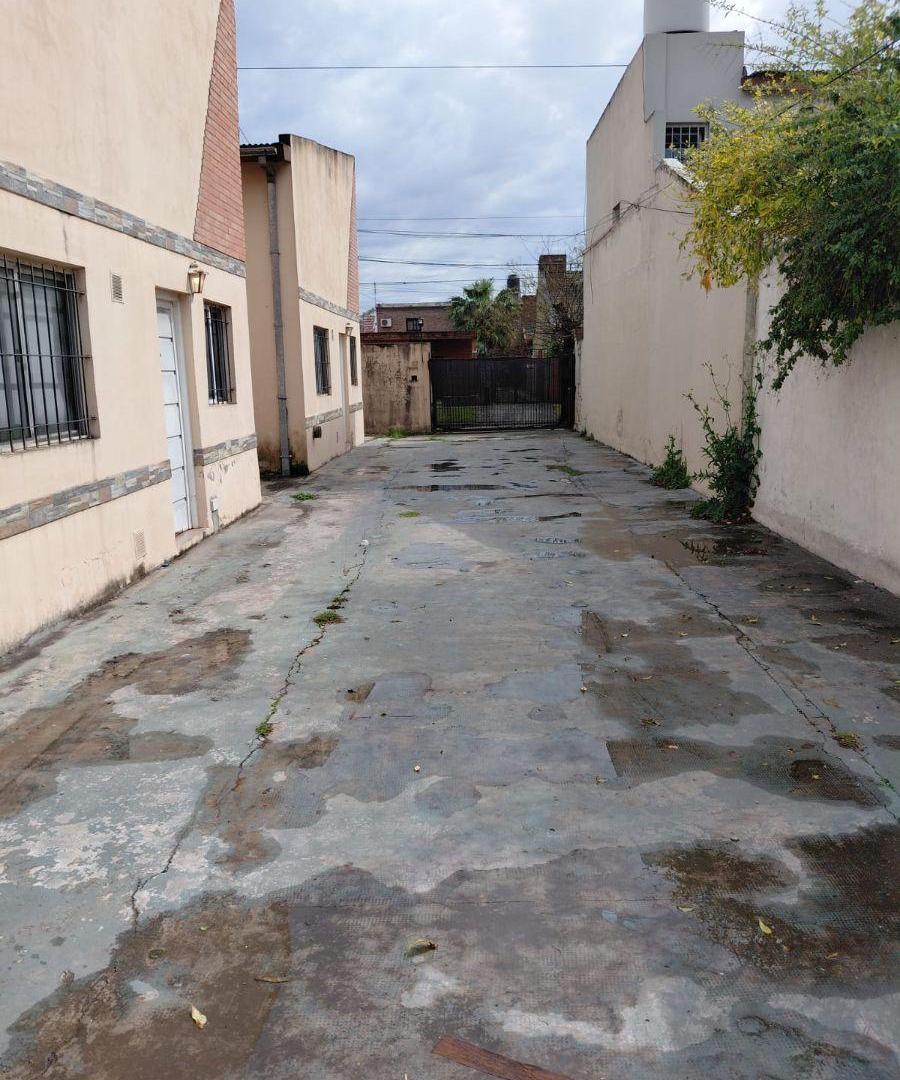 Foto de ALQUILER DE DEPARTAMENTO EN ADROGUE: TIPO DUPLEX CON ENTRADA DE AUTO, imagen 3