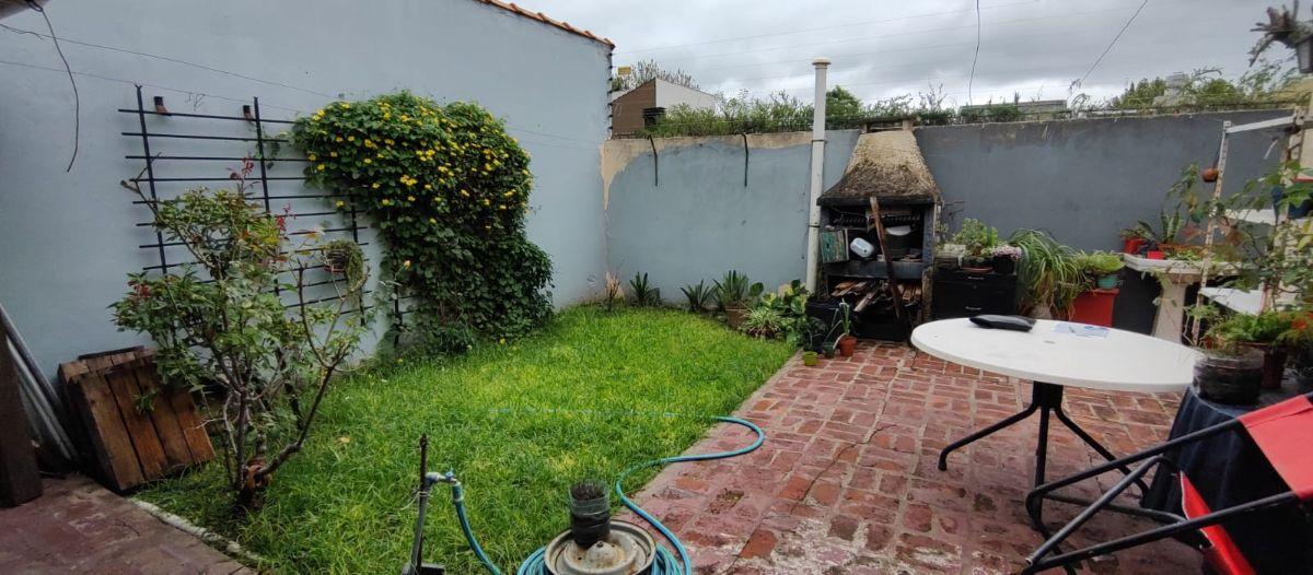 Foto de VENTA DE CASA EN ADROGUE: PLENO CENTRO RESIDENCIAL, EXCELENTE, imagen 2