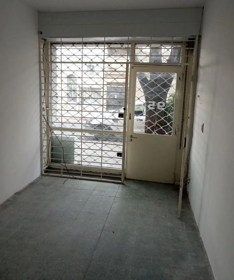 Local de 18 m² en venta en Villa General Mitre 1