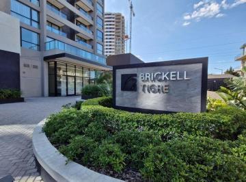 Brickell Tigre Venta de departamento en 27, cubiertos y 15 de balcón 42 m2 total
