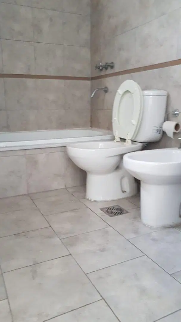 Depto. de 2 ambientes sobre Avenida Don Bosco , en venta o alquiler 3
