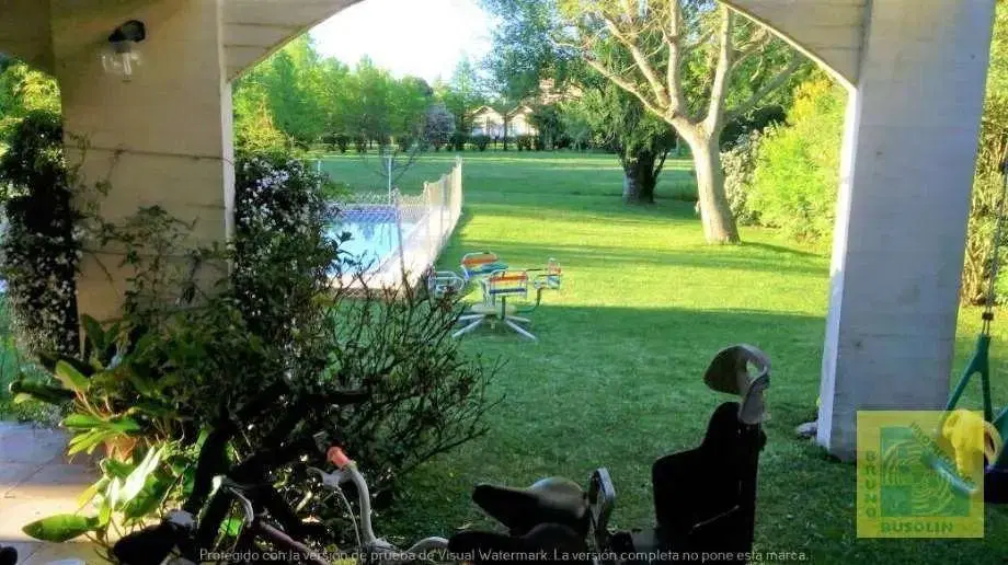 Casa En Venta En Tristán Suárez 4