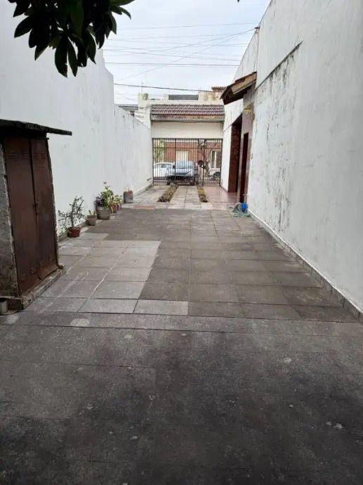 Foto de Casa en venta de 4 ambientes con un excelente patio., imagen 3