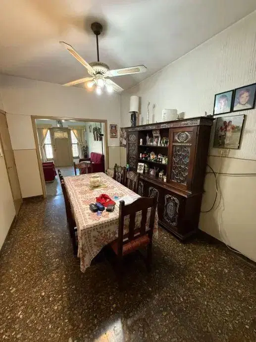 Casa En Venta En Villa Luzuriaga 4