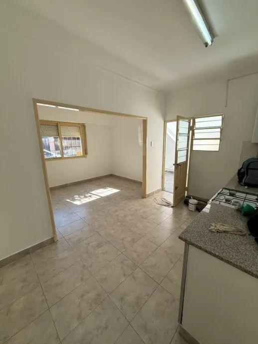Foto de Casa Ph En Alquiler En Ramos Mejia Sur 3 ambientes + cochera, imagen 4
