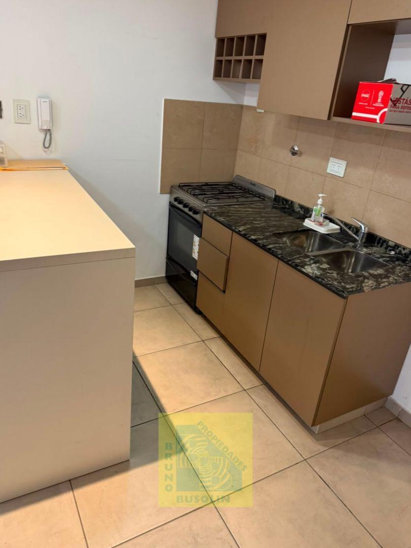 Foto de 2 ambientes con balcón en edificio de categoria, imagen 4