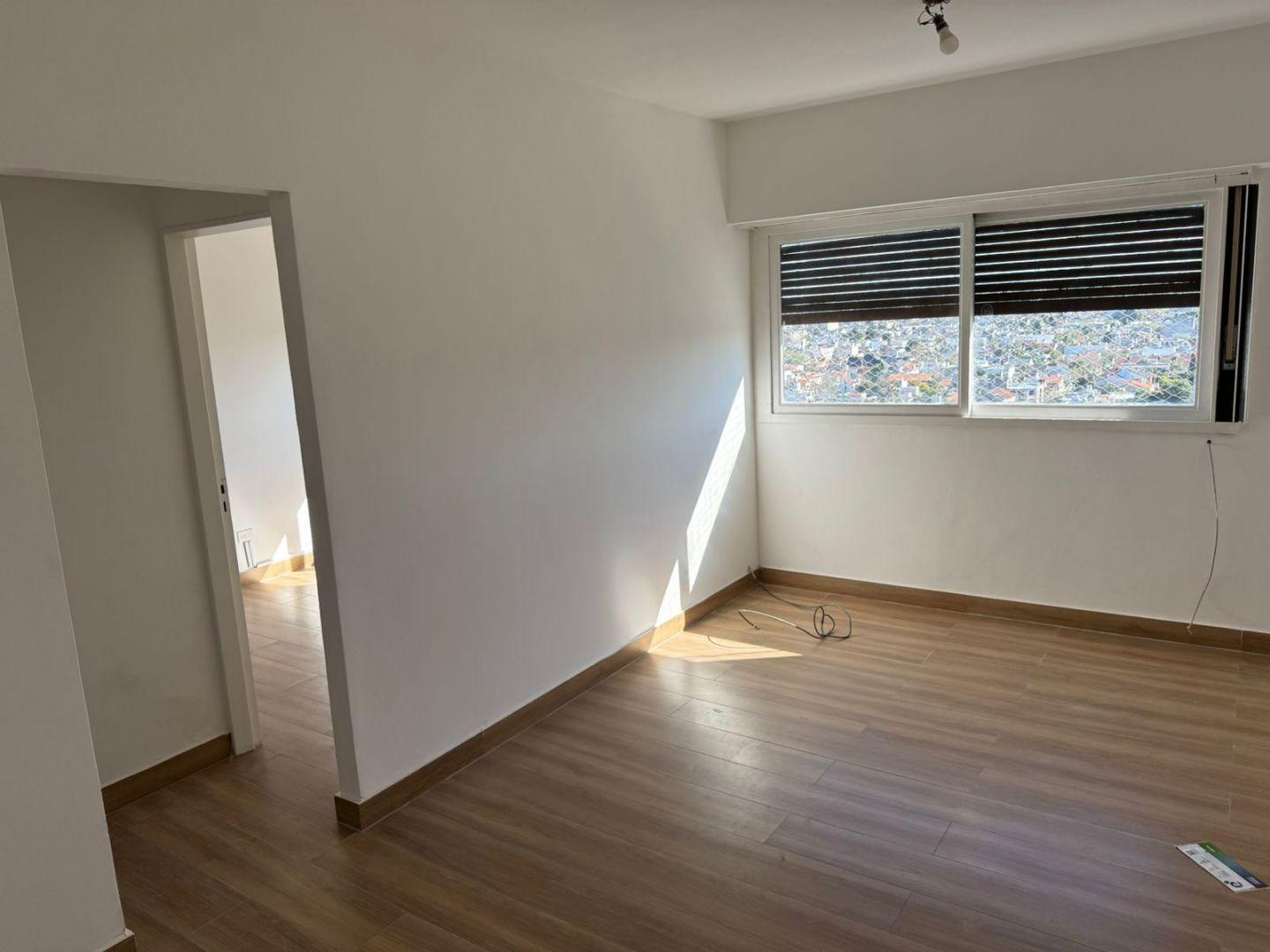 Foto de Departamento 2 amb en el centro de Ramos IMPECABLE, imagen 4