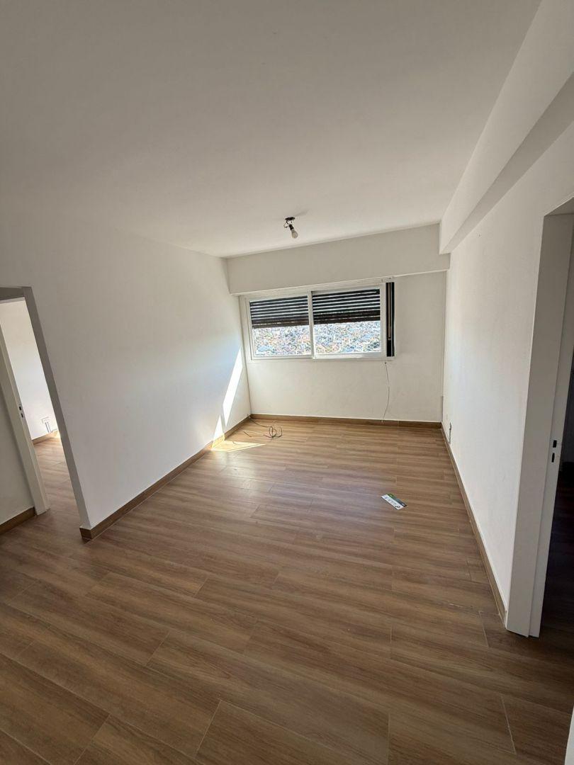 Foto de Departamento 2 amb en el centro de Ramos IMPECABLE, imagen 1
