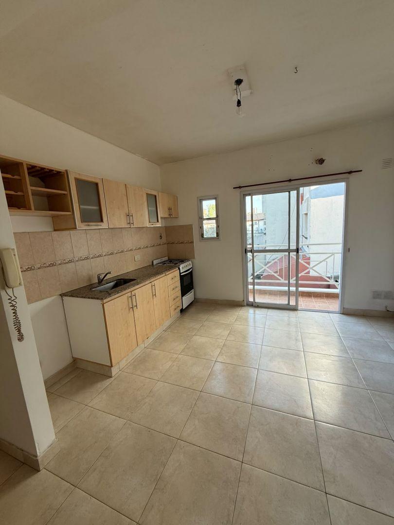 Foto de 2 ambientes con terraza propia en Ramos Mejia., imagen 3