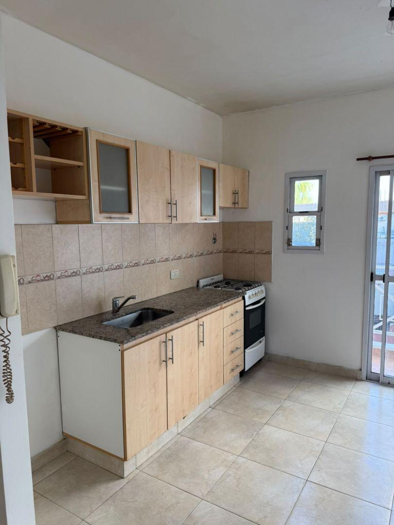 Foto de 2 ambientes con terraza propia en Ramos Mejia., imagen 4