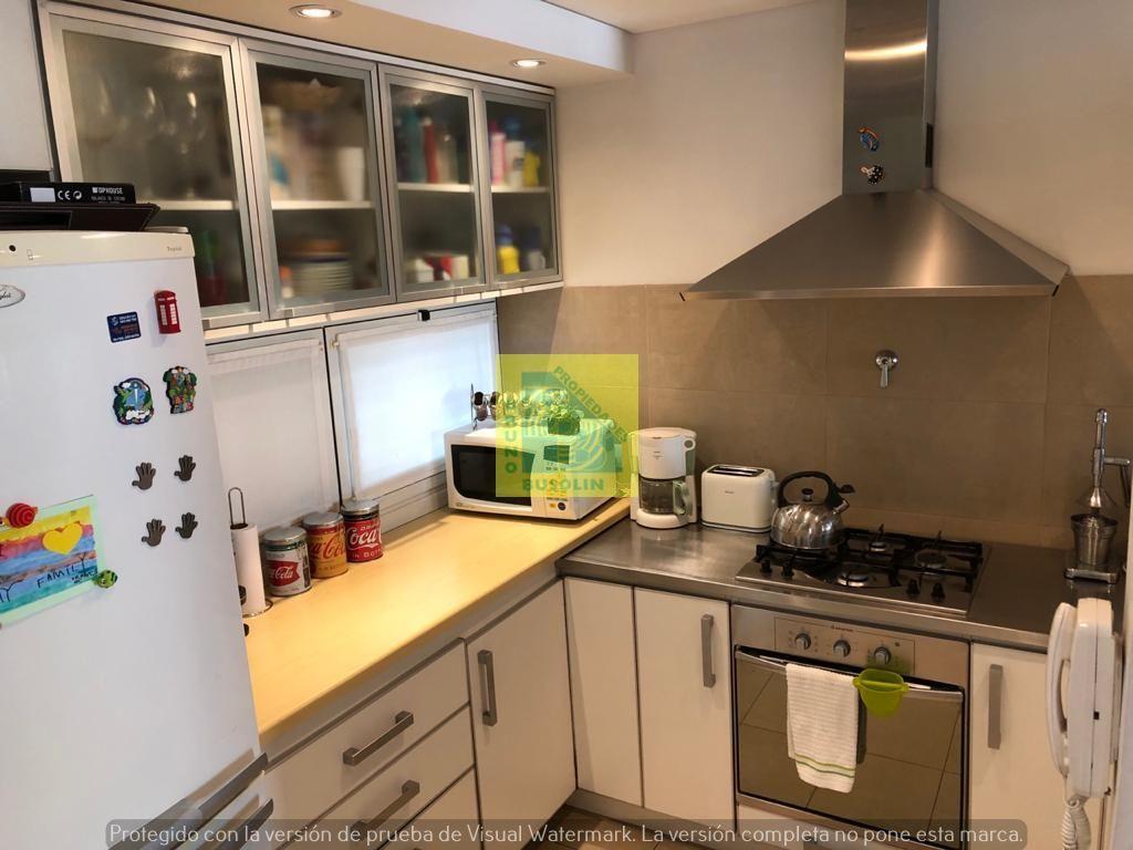 Foto de Casa de categoria con un jardin increible en Ramos Mejia., imagen 2