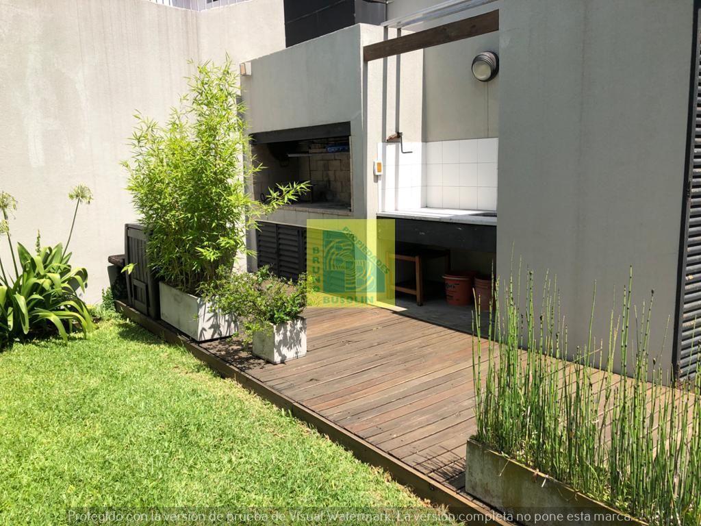Foto de Casa de categoria con un jardin increible en Ramos Mejia., imagen 3