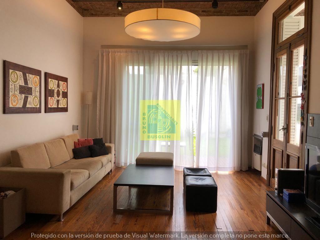 Foto de Casa de categoria con un jardin increible en Ramos Mejia., imagen 1