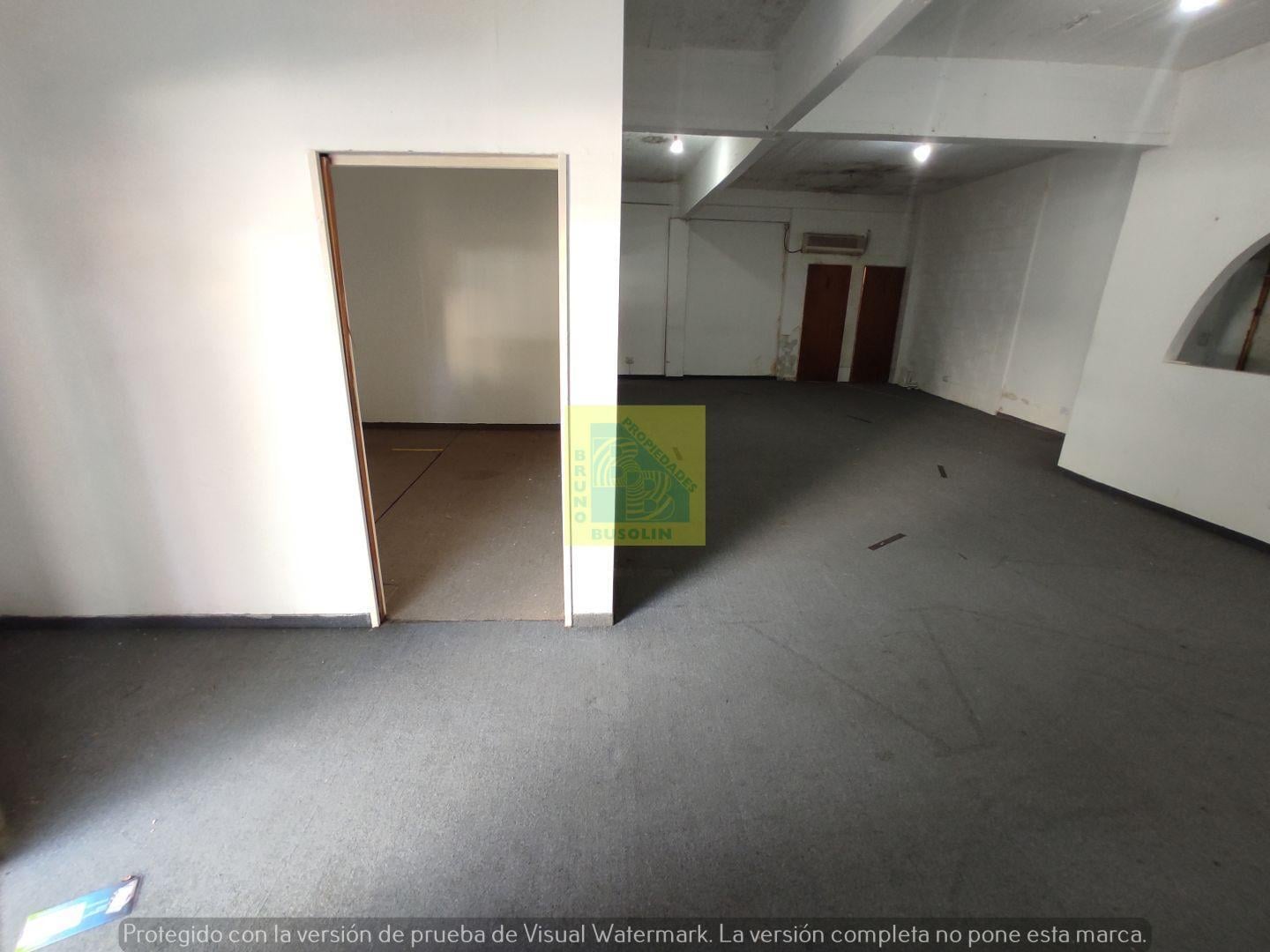 Foto de Local sobre Bolivar en Ramos Mejia. ESCUCHA OFERTAS, imagen 4