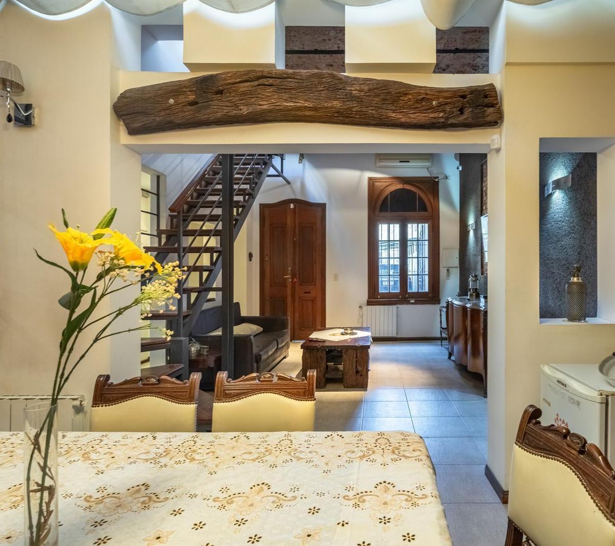 Casa en Lote Propio en Venta - 5 Ambientes - Cochera - Villa Pueyrredon Apto Credito 2