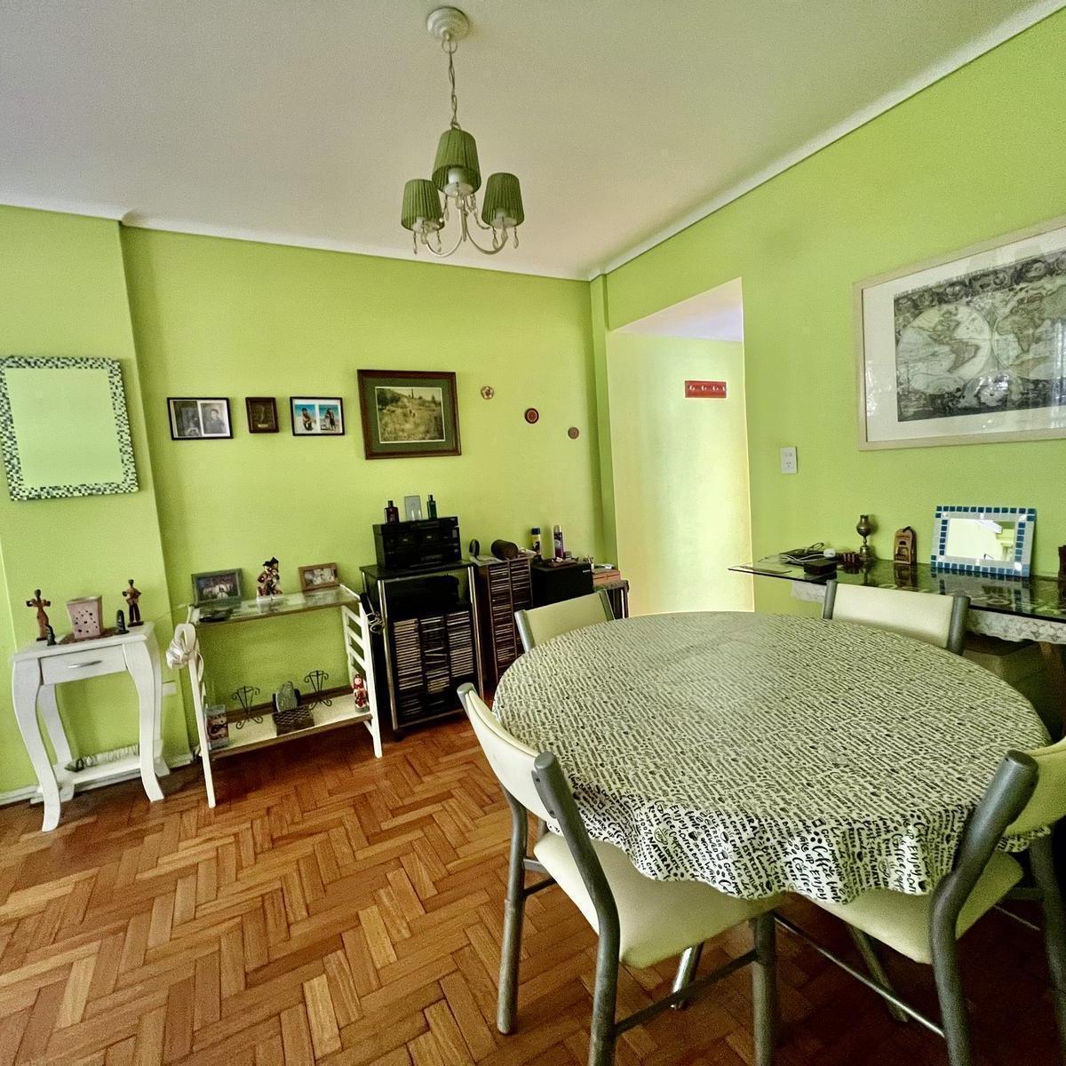 Oportunidad/apto Crédito/ Depto 4 Ambientes/ 2 Baños/ Balcón Corrido Frente. 3