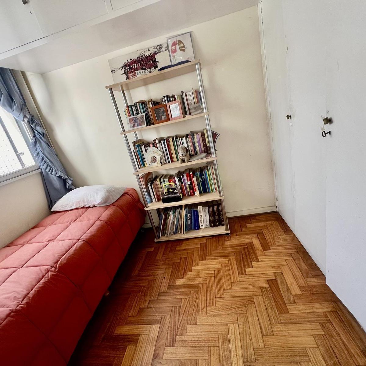 Oportunidad/apto Crédito/ Depto 4 Ambientes/ 2 Baños/ Balcón Corrido Frente. 5
