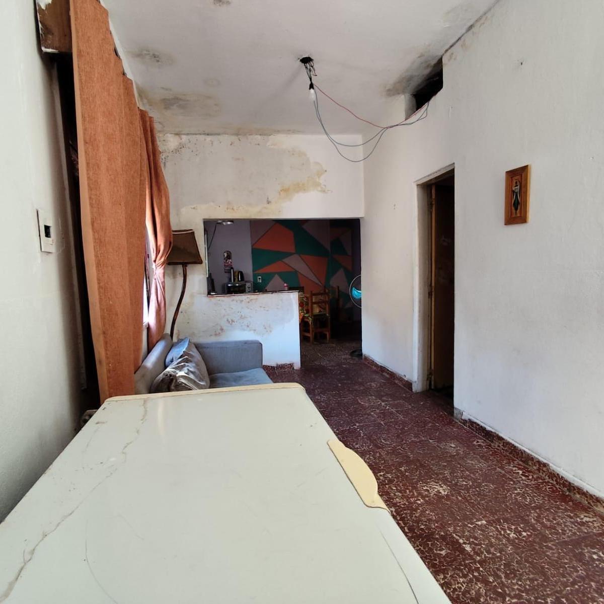 Casa en Venta San Miguel 4 Ambientes Cochera y Patio 2