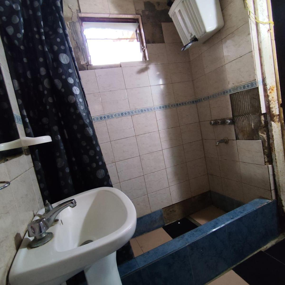 Casa en Venta San Miguel 4 Ambientes Cochera y Patio 5