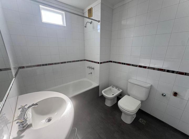 ALQUILER IMPECABLE MONOAMBIENTE SIN EXPENSAS - Belgrano R 2