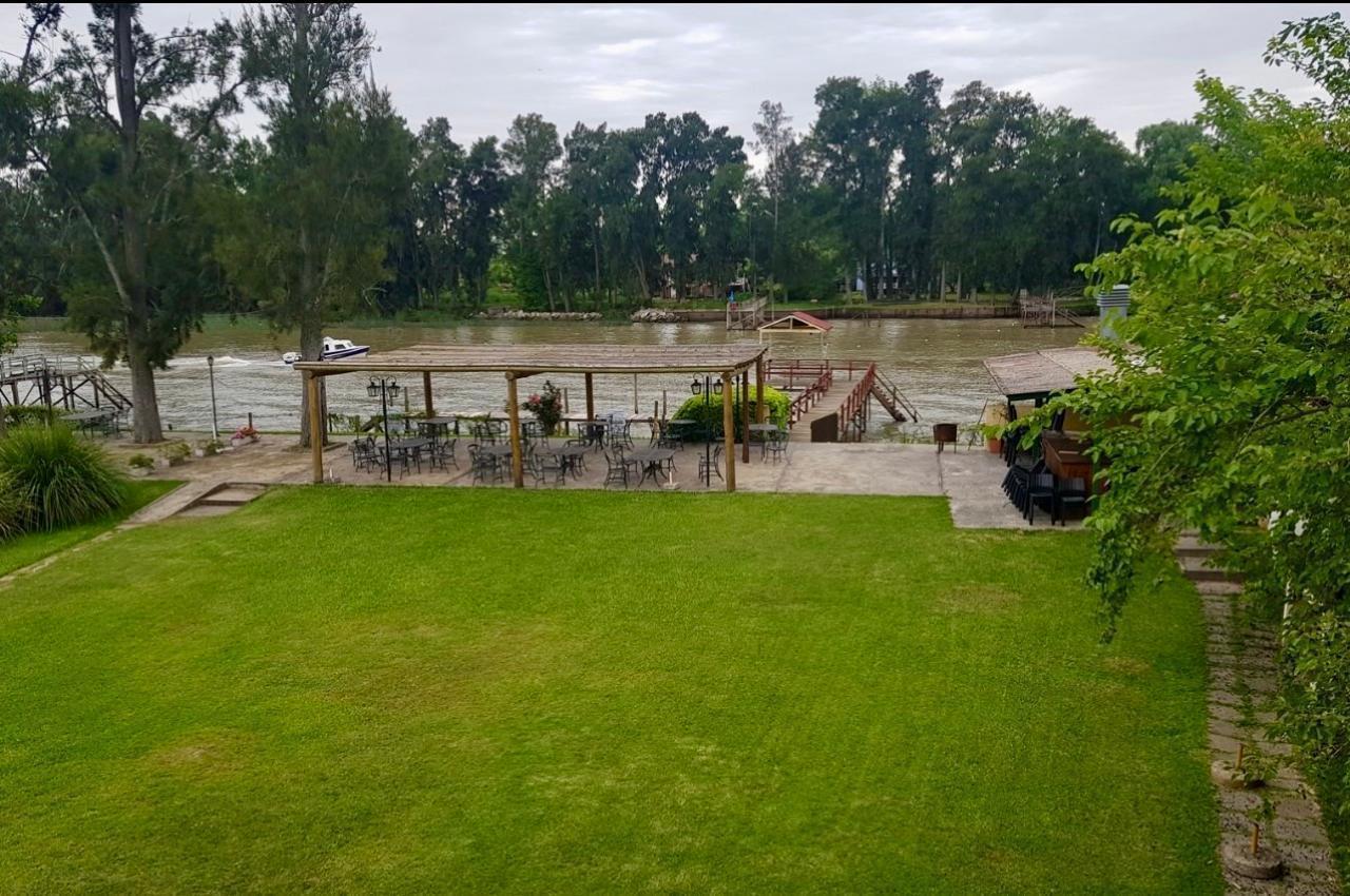 VENTA CASA EN TIGRE CON SALIDA AL RIO LUJAN-LOTE4000M2-CASA-CABAÑAS-PILETA-MUELLE-EMPRENDIMIENTO
