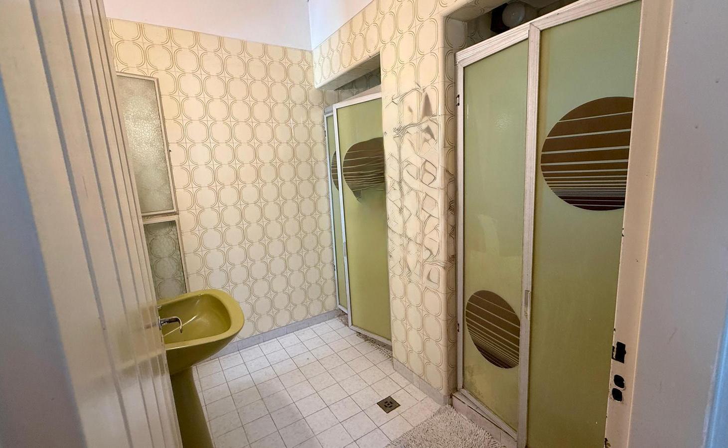 CASA VENTA TORTUGUITAS-LOTE2100M2-4AMBIENTES-PILETA-QUINCHO-PARRILLA-ACEPTA PROPIEDAD EN PARTE PAGO