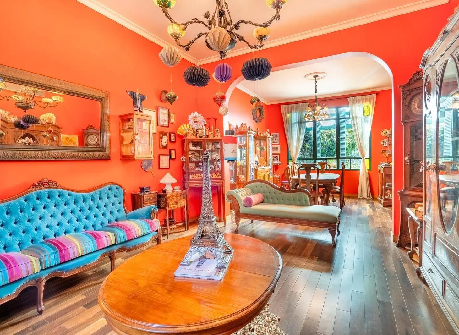 CASA DE 5 AMBIENTES Y PILETA EN DEVOTO 8