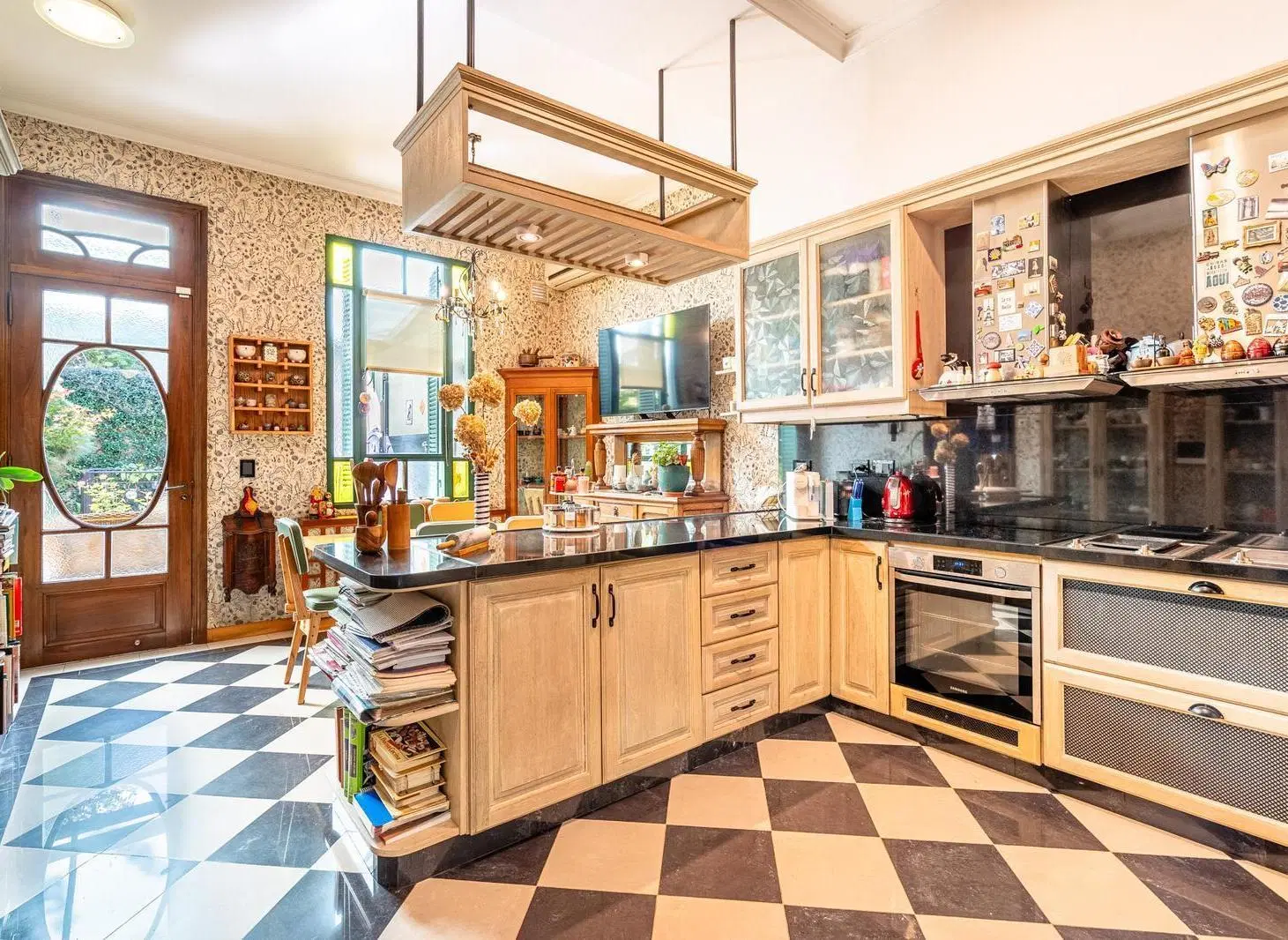 CASA DE 5 AMBIENTES Y PILETA EN DEVOTO 5