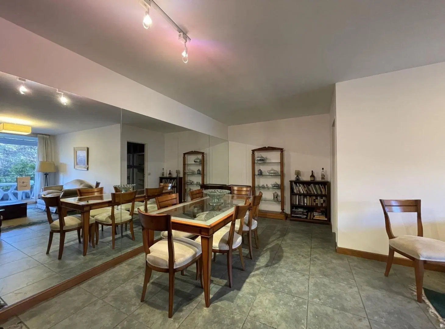Venta dos ambientes en jardines de san isidro 5