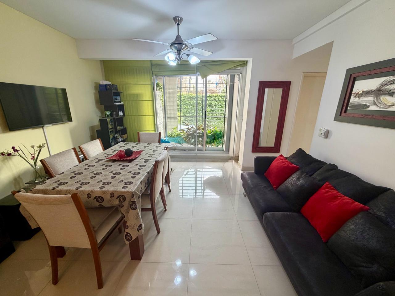 Venta Departamento 2 Ambientes- Cochera - Terraza.
