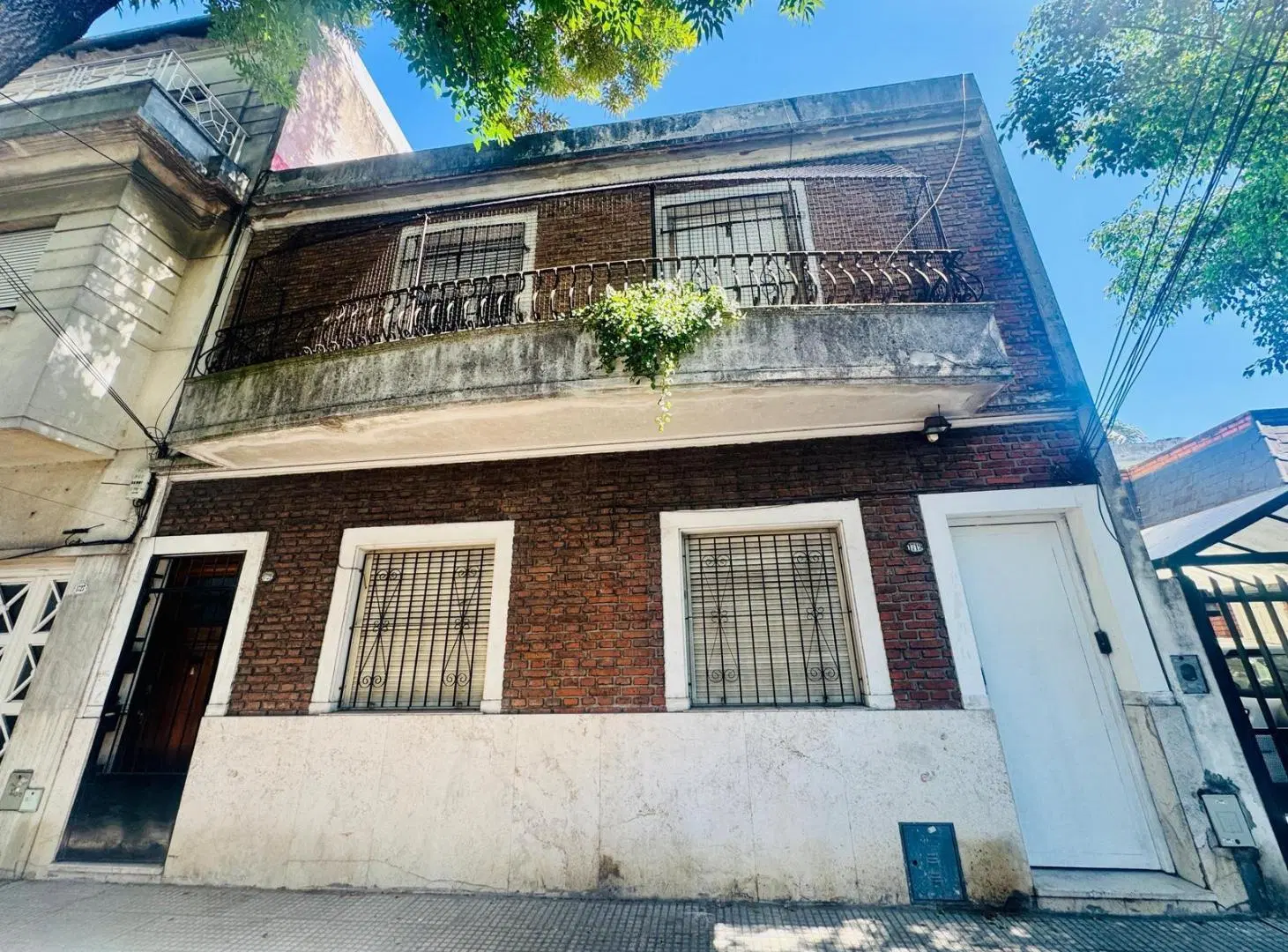 Alquiler PH al frente 3 Ambientes con Patio Semicubierto Sin Expensas Paternal 2