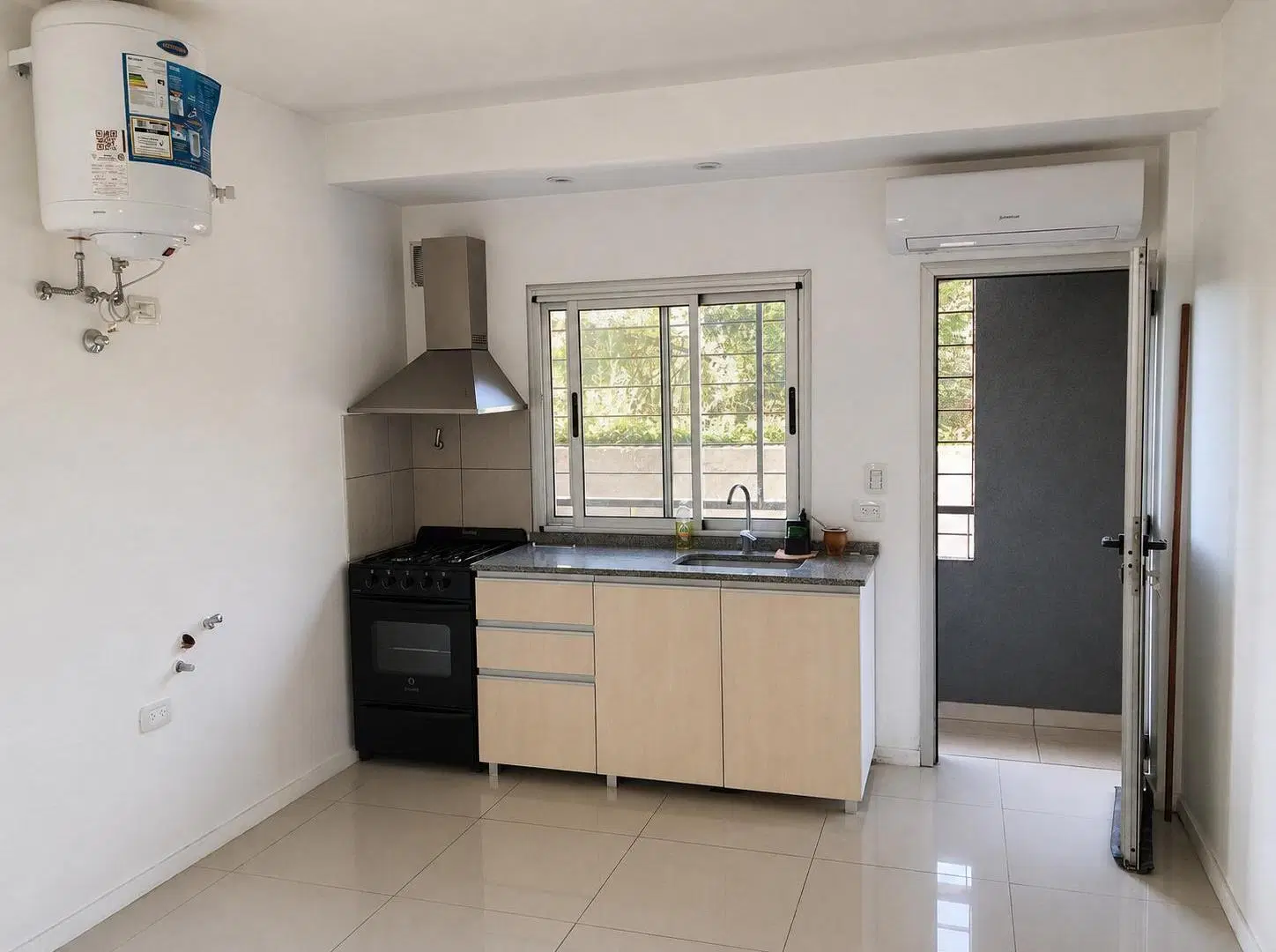 DON TORCUATO, ALQUILER DEPARTAMENTO 3 AMBIENTES, 60M2 TOTALES, BALCON CORRIDO, COCHERA FIJA y PILETA 2