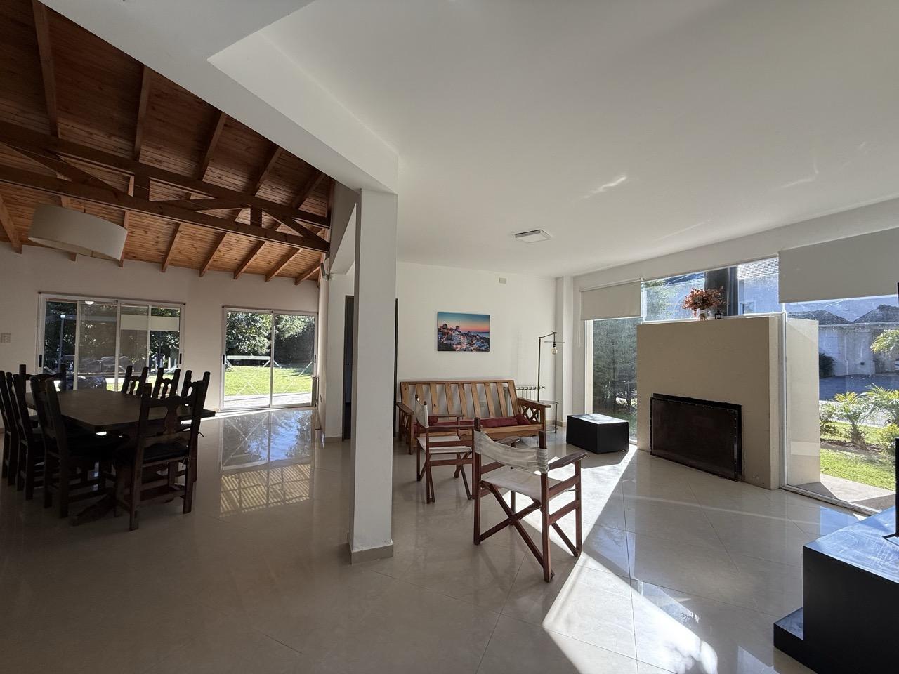 Foto de Casa en ALQUILER en Barrio Privado El Aromo, Loma Verde, imagen 3