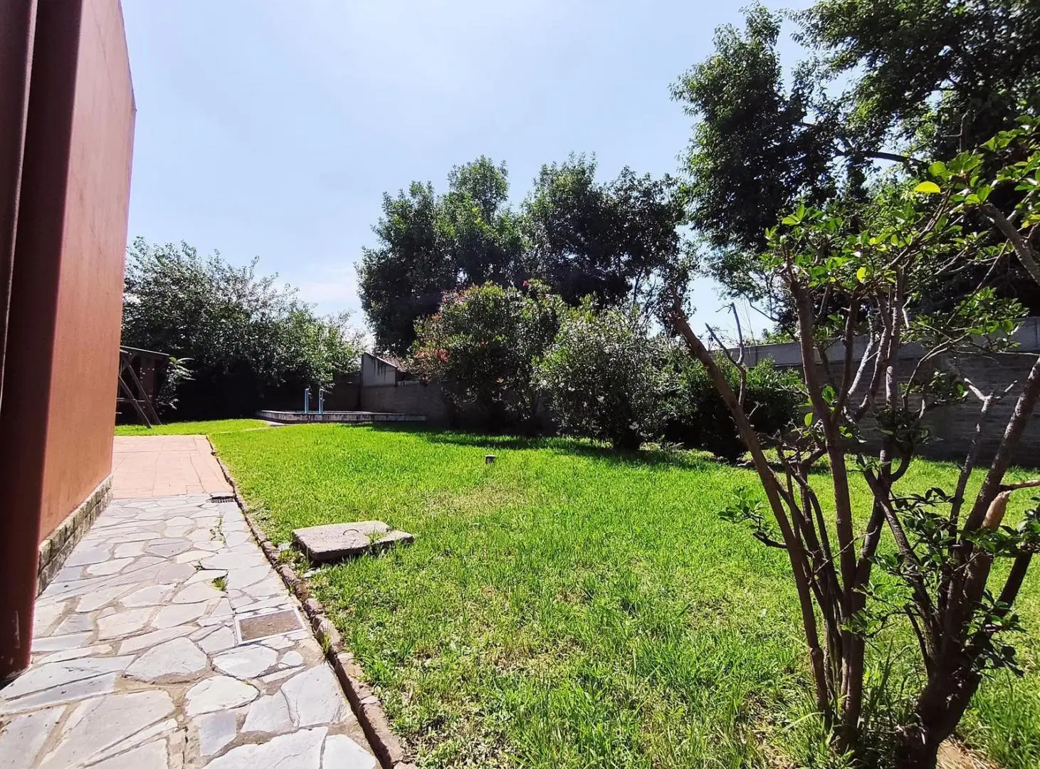 Casa en venta Tortuguitas centro 600mts lote pileta, ideal vivienda o inversión-Todos los servicios 4
