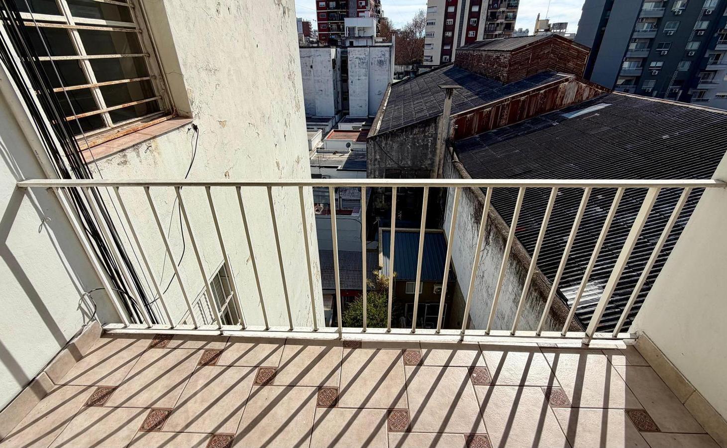 Foto de VENTA 3 AMBIENTES EN CABALLITO -BAULERA- BAJAS EXPENSAS, imagen 2
