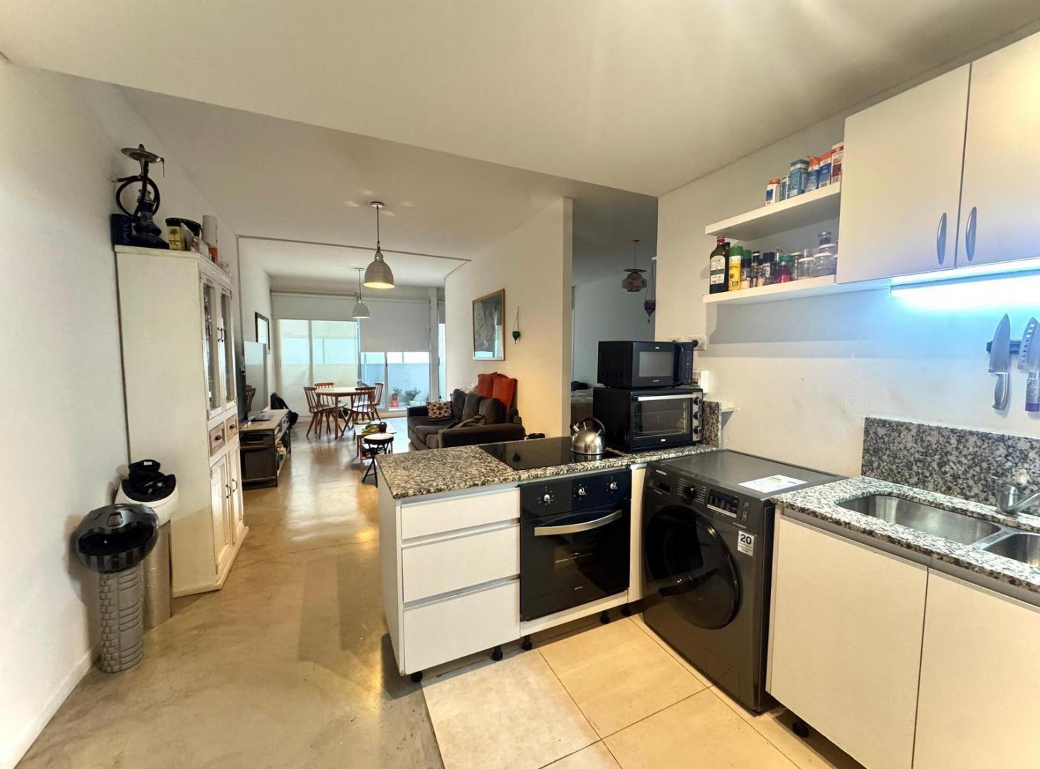 Foto de En Venta excelente 2 Ambientes con cochera en Belgrano- Complejo Erre, imagen 3