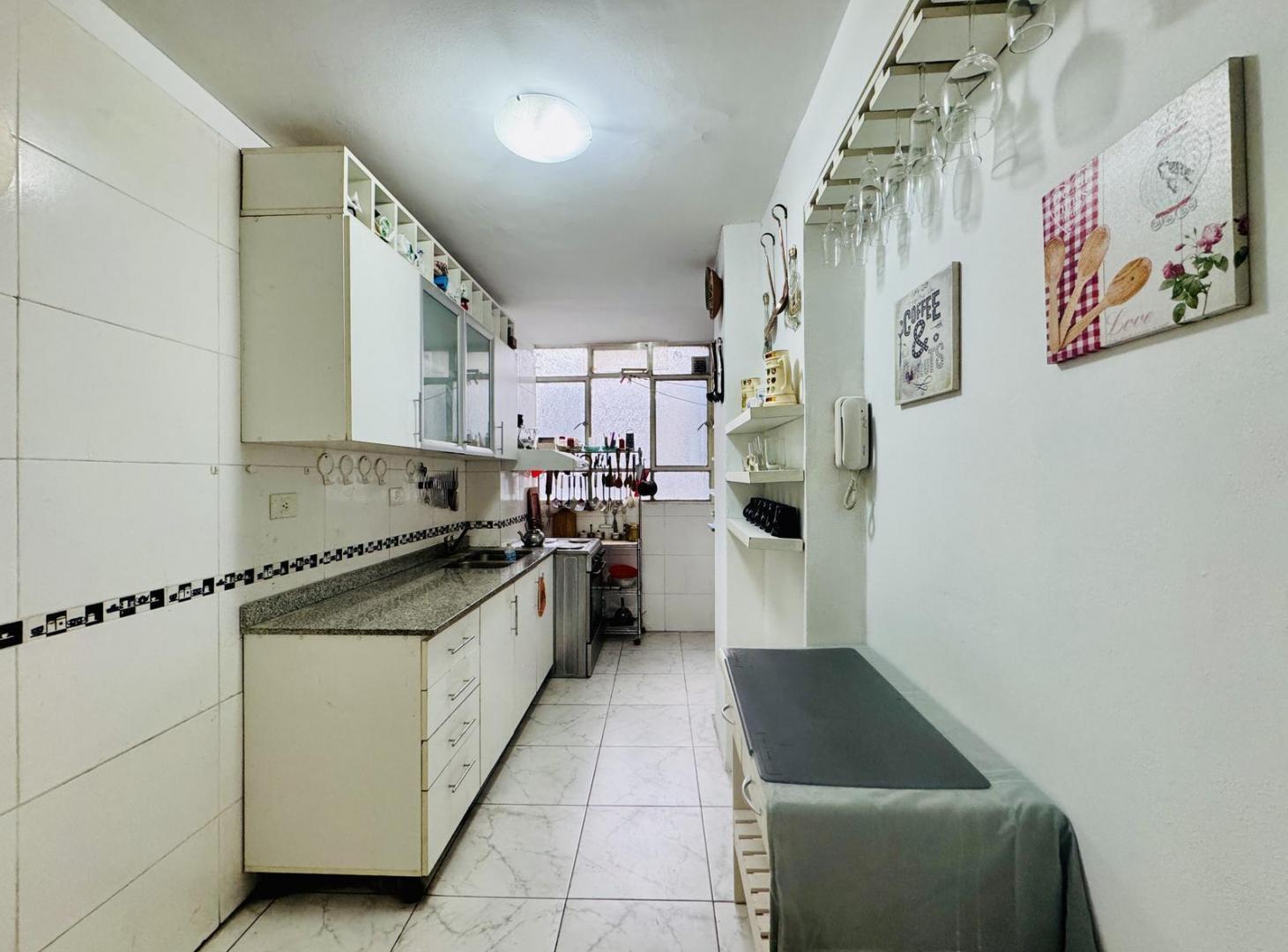 Foto de Venta Depto 4 Amb/ Apto Crédito/2 Baños / Balcón Corrido Frente/ Bajas, imagen 1