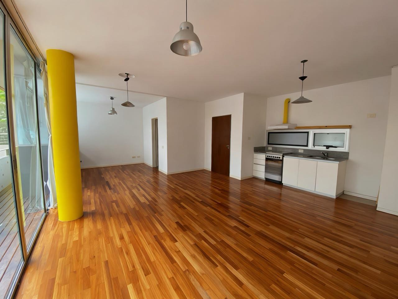 Foto de Alquiler monoambiente semi piso al frente apaisado con balcón corrido, imagen 1