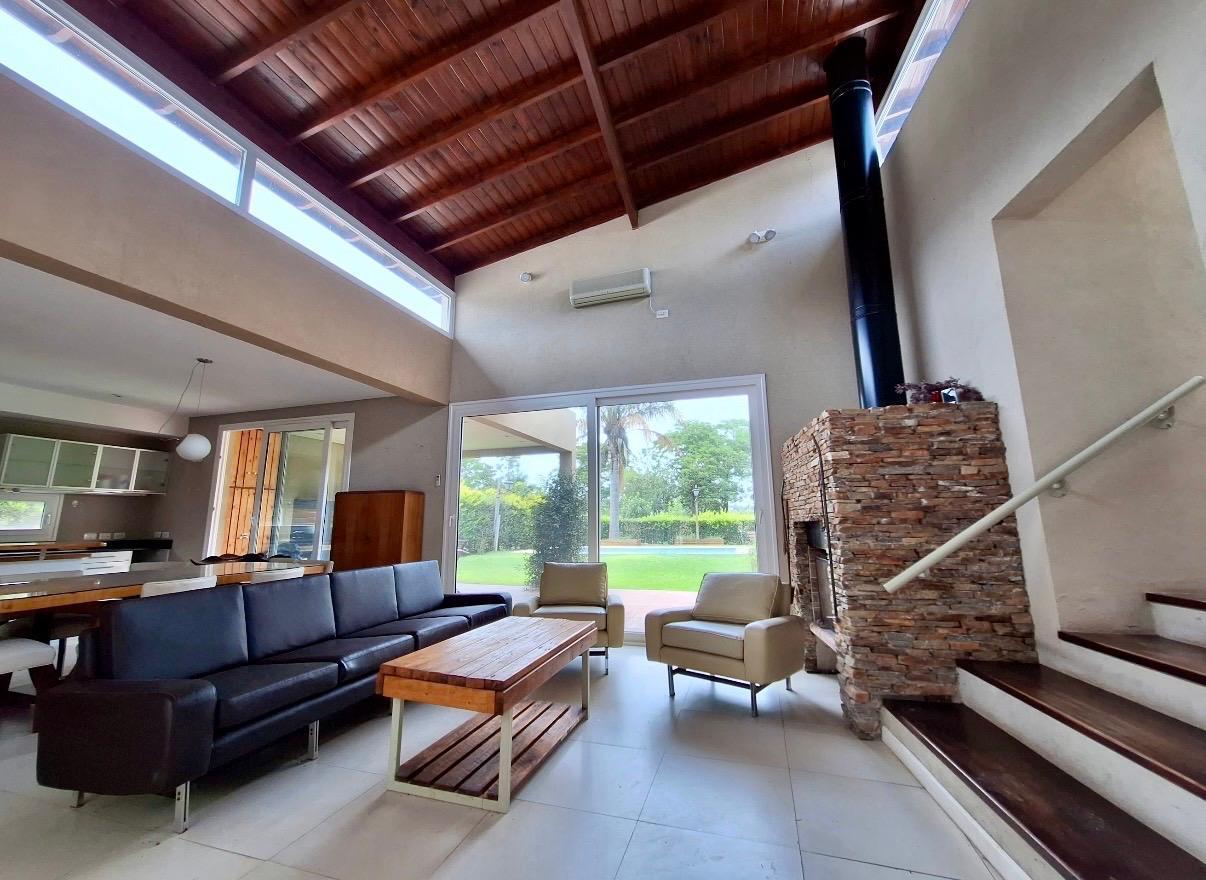Foto de CASA EN ALQUILER HARAS SANTA MARIA-4 AMBIENTES-3 BAÑOS-EN 1, imagen 1