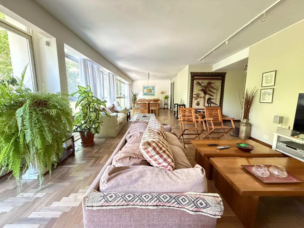Foto de EN VENTA excelente 5 ambientes con Cochera y balcón - Nuñez, imagen 3