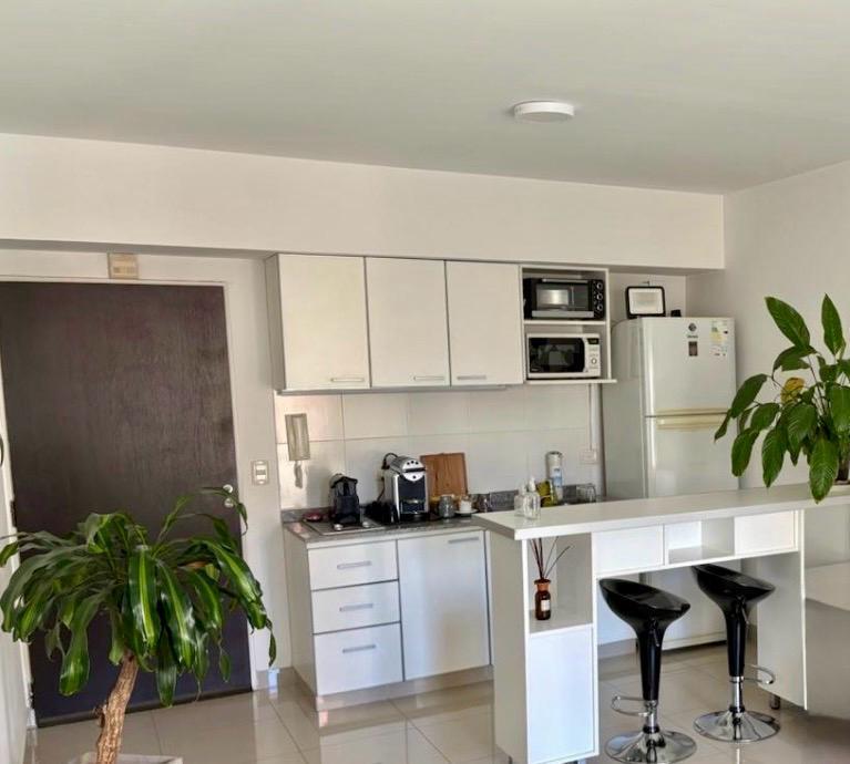 Foto de Venta Monoambiente-Balcon- Pileta-Sum-Gimnasio-Laundry- Apto, imagen 1