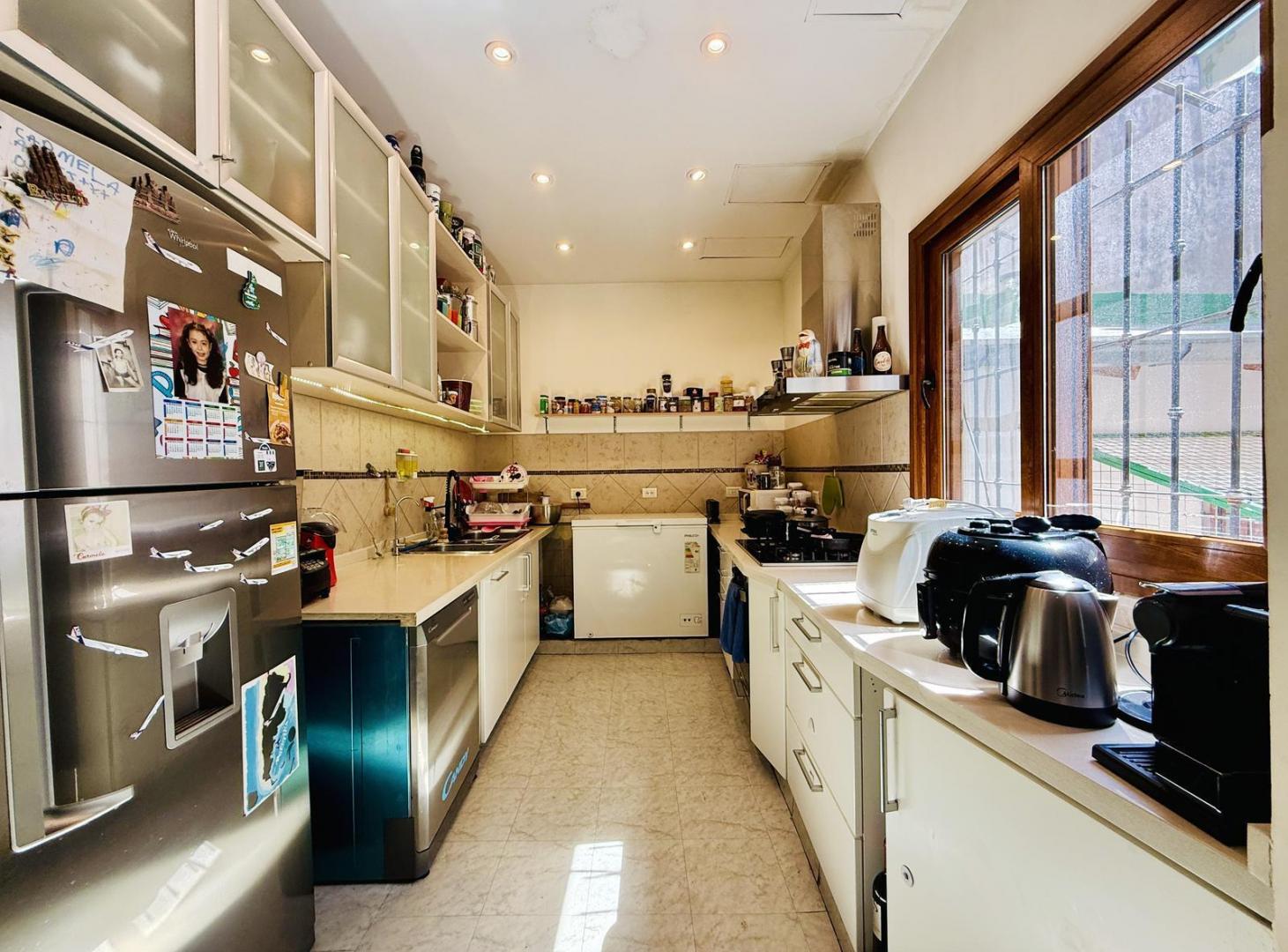 Foto de Venta PH 5 Ambientes/ Sin Expensas/ Tres Baños / Dormitorio en, imagen 3