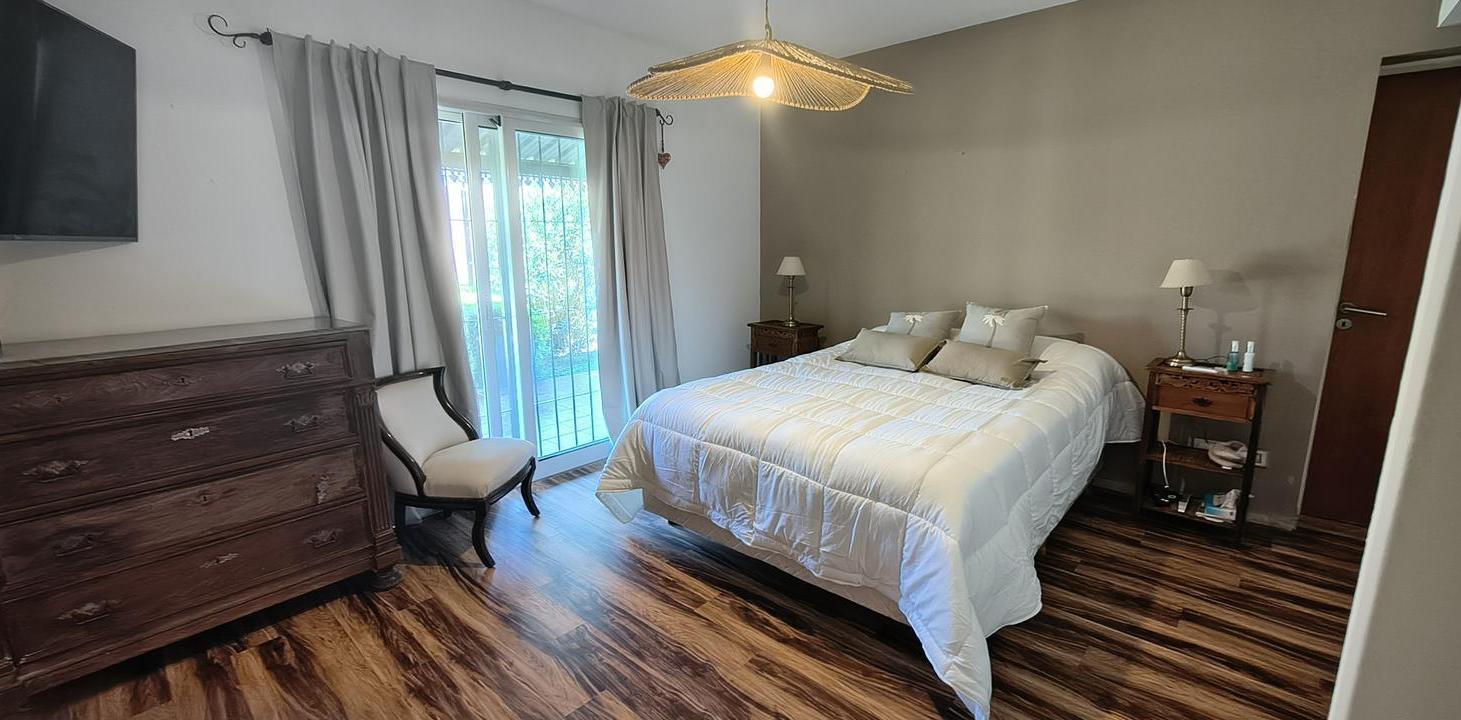 Foto de Casa en venta 4 dorm , quincho cerrado, San Eduardo - Fisherton, imagen 5